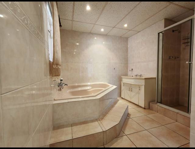 4 BEDROOM HOUSE FOR SALE IN ARCON PARK